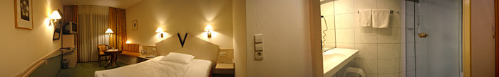 Zimmer 111 im Hotel Hohenlohe, Schwäbisch Hall; Bild größerklickbar